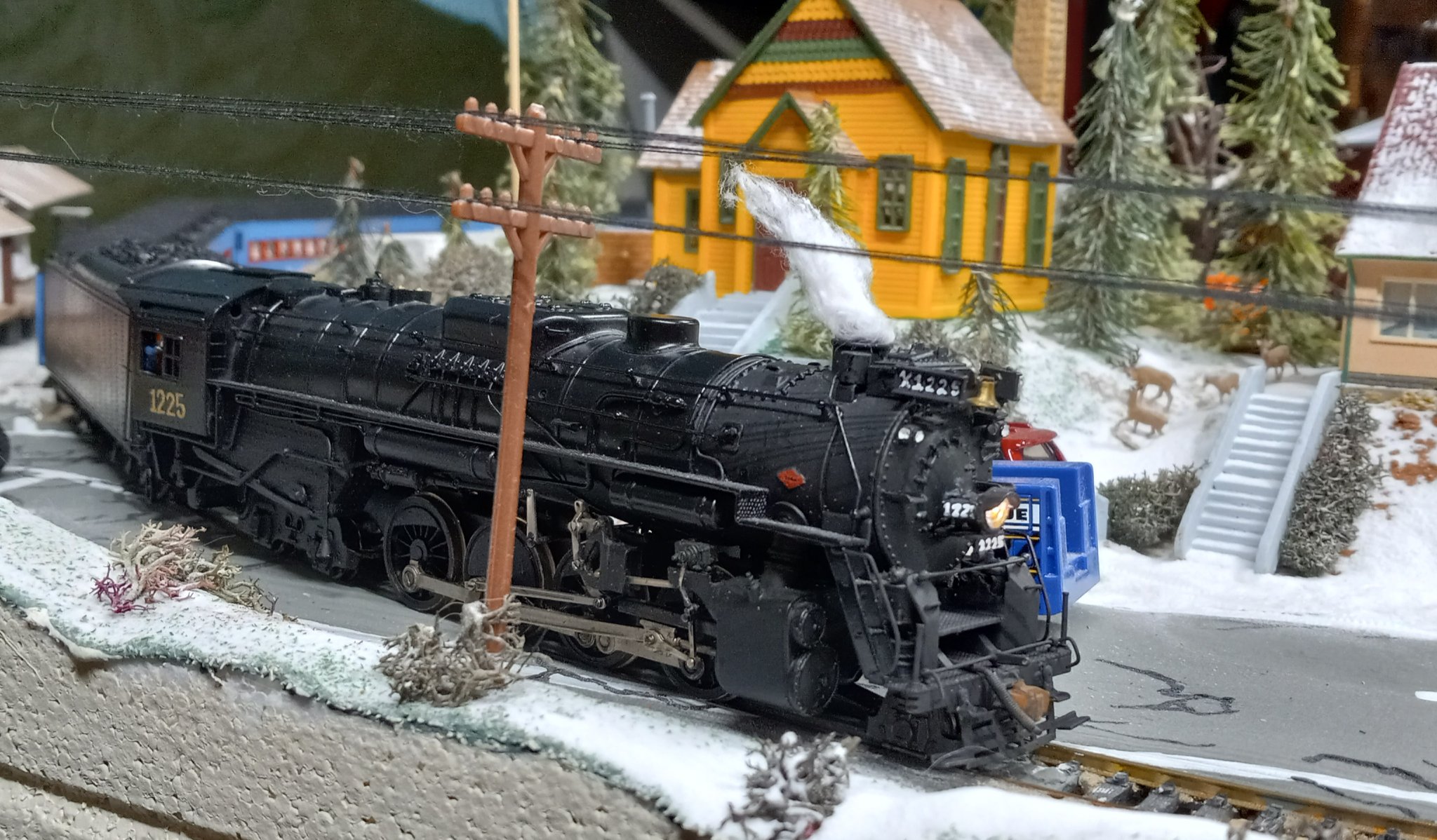 PFM Polar Express 1225 (My model) (8).jpg
