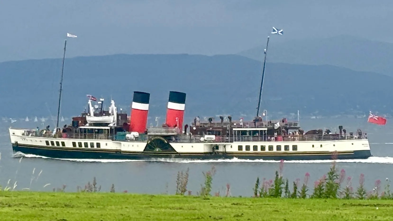 PS Waverley on the Clyde.jpg