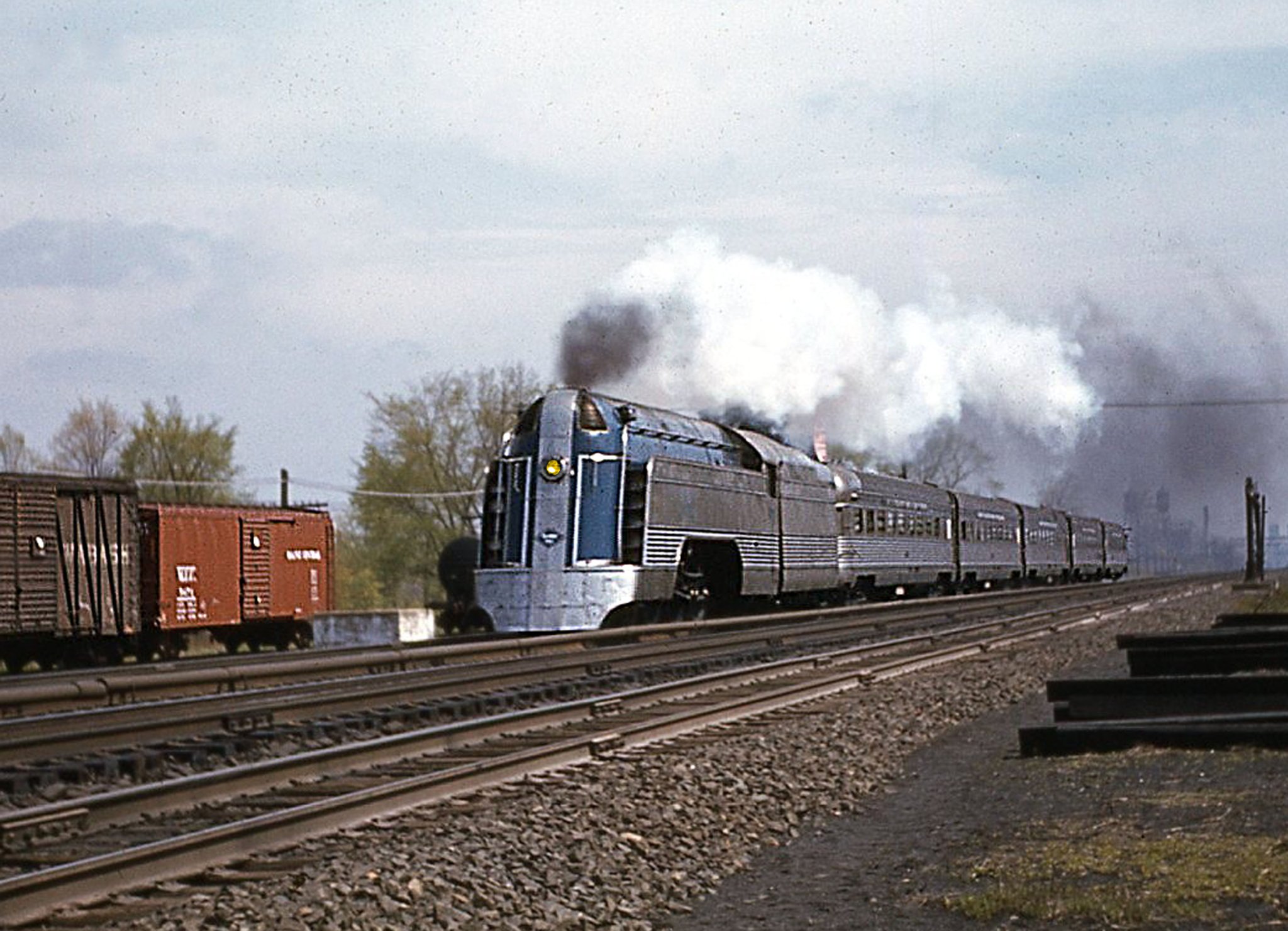 RDG Crusader behind Steam _ edit 3 crop 2 7 in wide 300 ppi.jpg