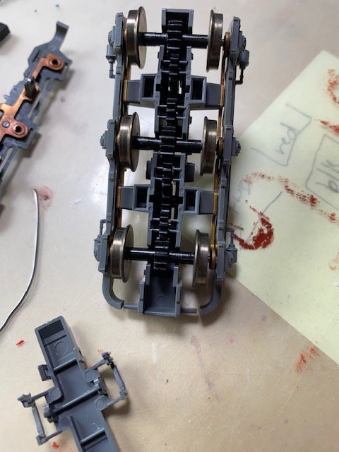 SD40-2 TRUCK ASSEMBLED.jpg
