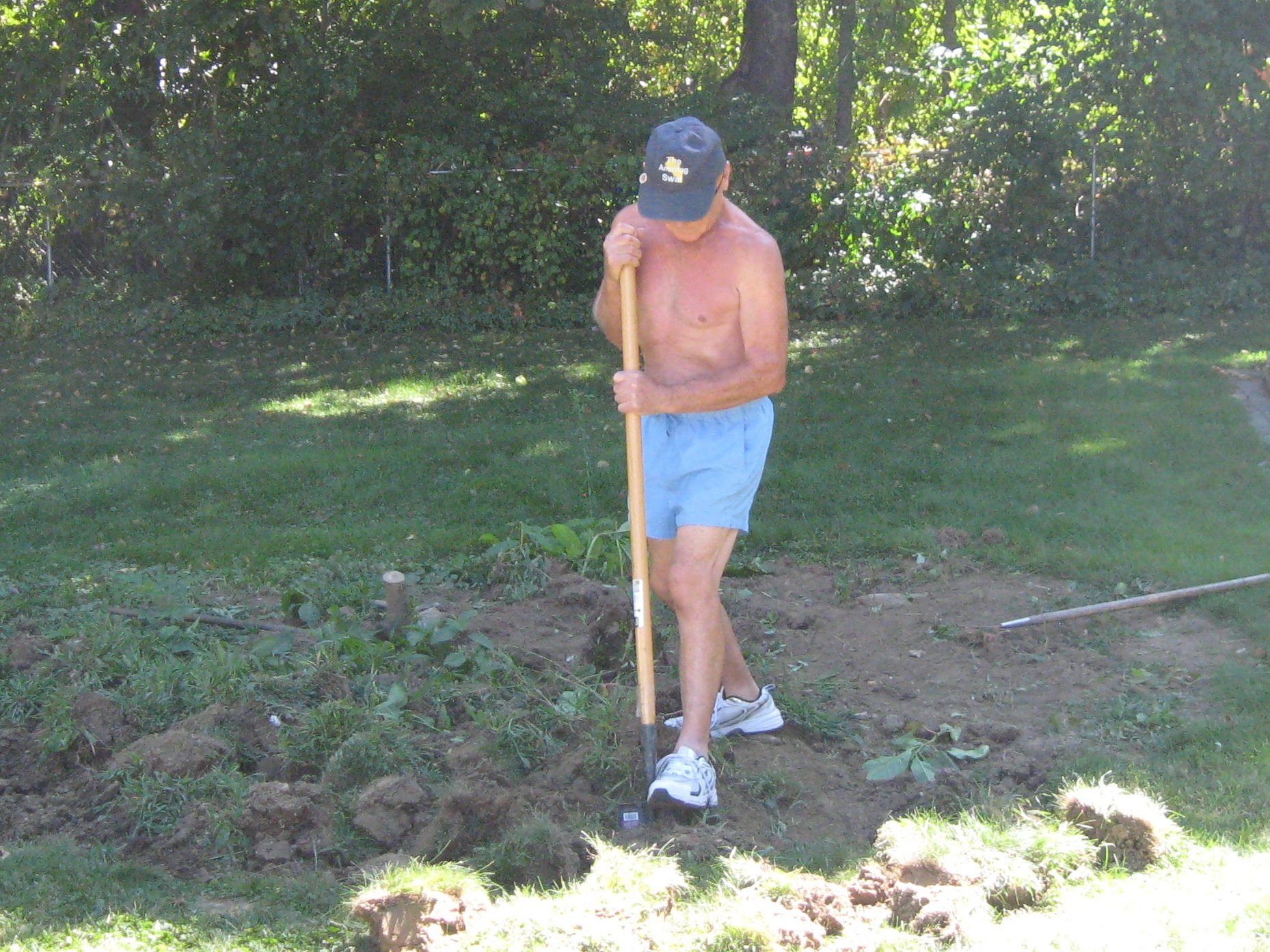 Swal_Digging_02.jpg