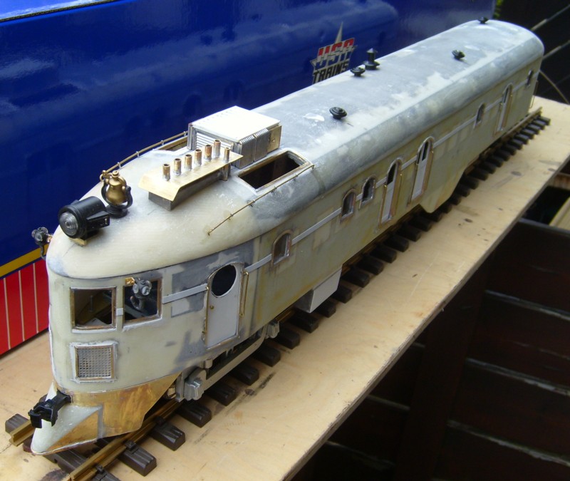 UP M-23 motor car