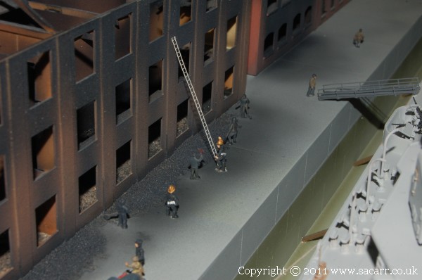 quay_firemen3.jpg