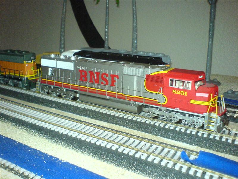 bnsf8251_02.jpg