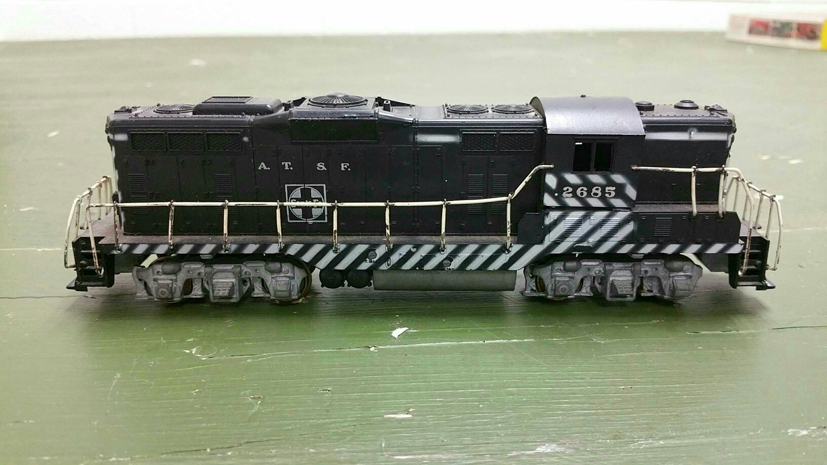 Train value Athearn rubber band drive