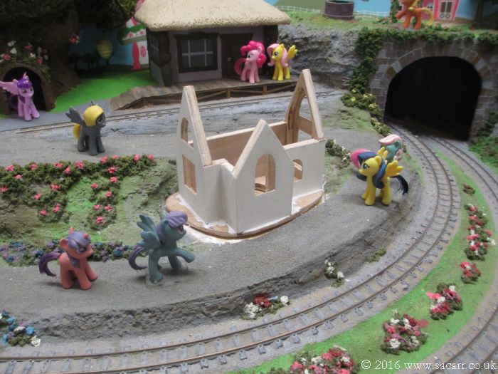 mlp283.jpg
