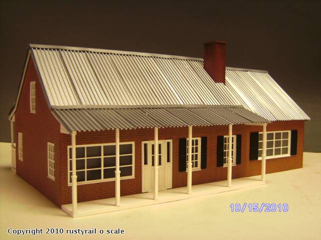 lionelbrickhouses002.jpg
