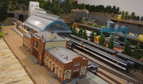 Jivko_HO_Train_Layout_01-460.jpg