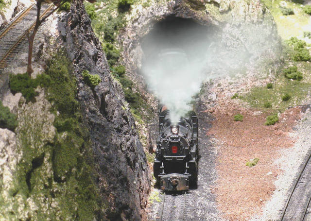 Tunnel_crop.jpg