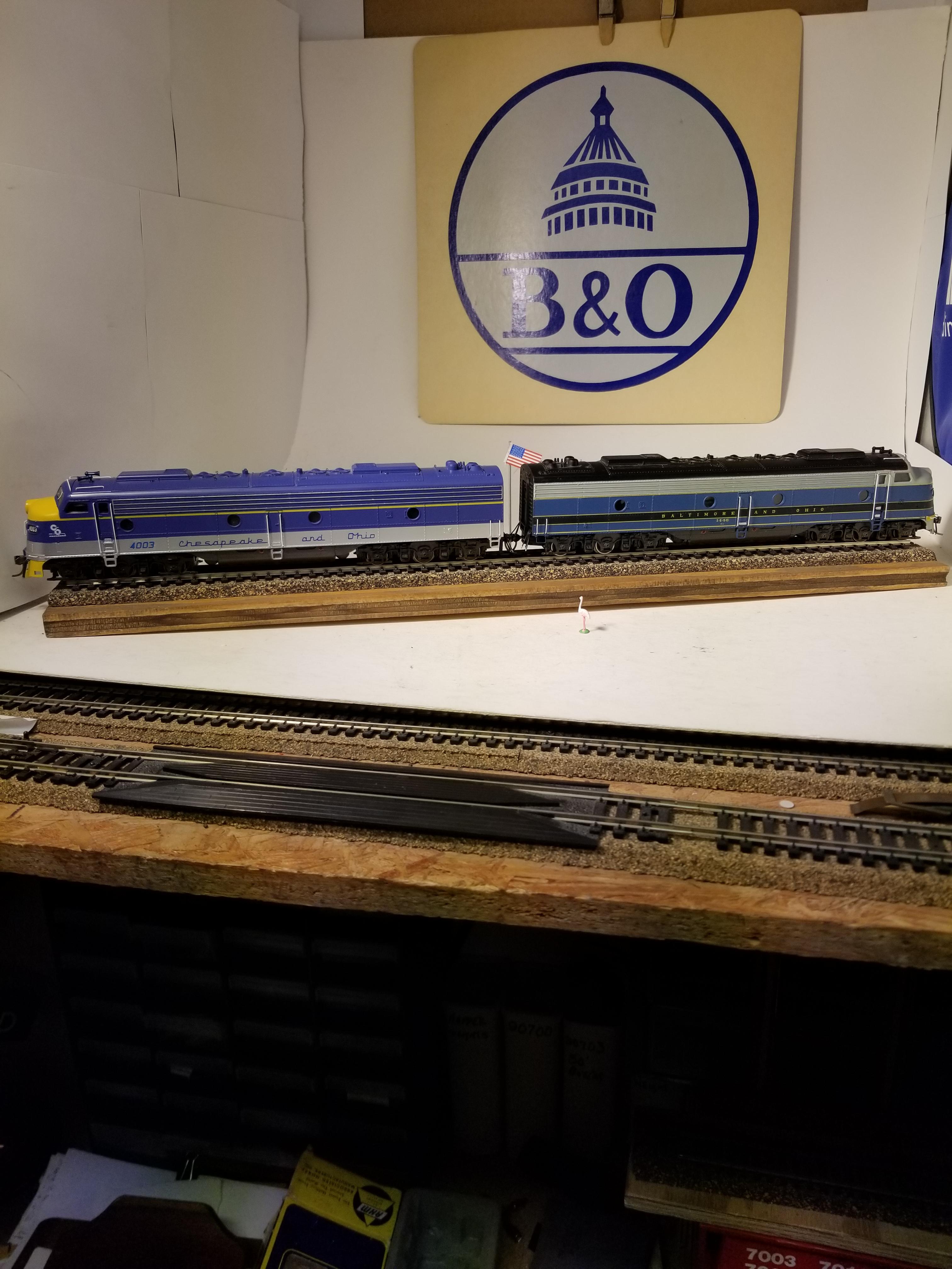 DCV22Pb.jpg