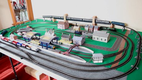 Simple 4x8 track plan, O Gauge Railroading On Line Forum