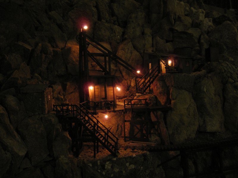 MineLights_0927.jpg